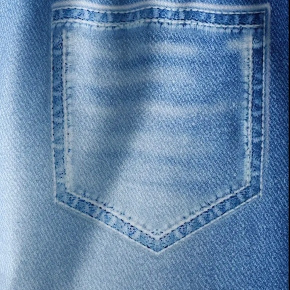 Trendy Girls' 2pcs Leopard Heart Outfit Set - Perfect for all events - Picture 3 of 7